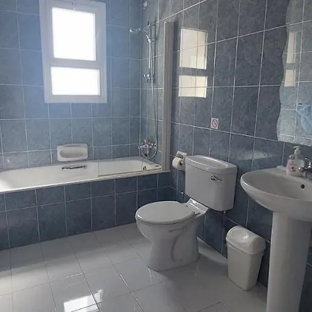 Apartamento Spacious 2 Bedroom *