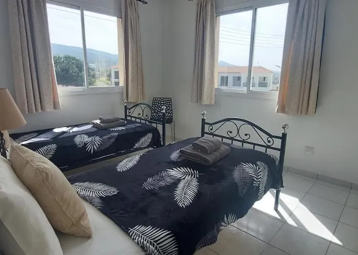 Spacious 2 Bedroom *