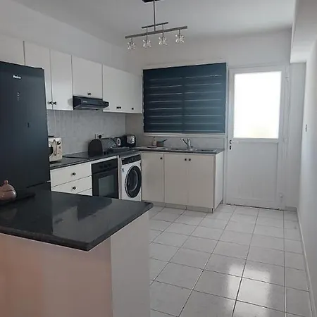 Spacious 2 Bedroom * Pégeia