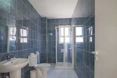 Spacious 2 Bedroom Pégeia